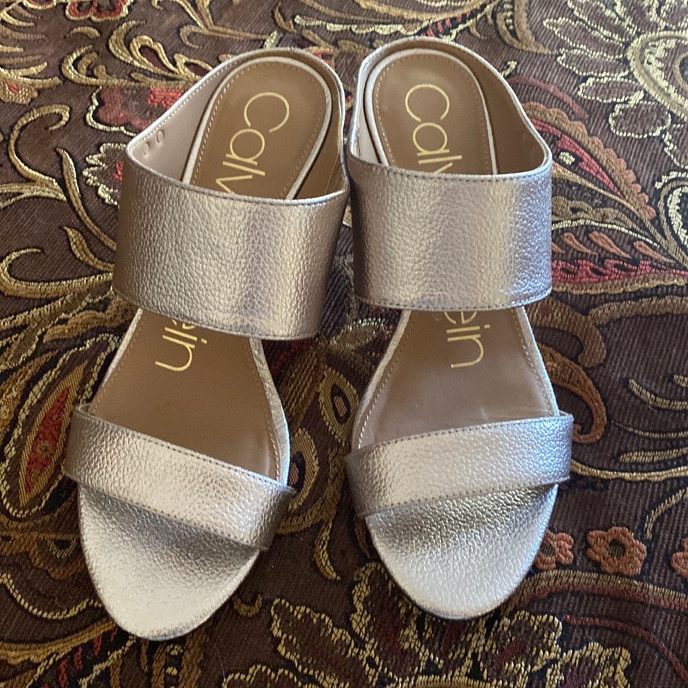 Calvin Klein slides sandals shoes 6.5